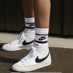 Nike Blazer Mid ‘77 Shoes
